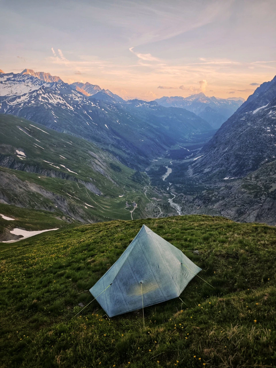 bivouac-tente-392upq.webp Bivouac sur le Tour du Mont Blanc : tente, camping et ce qu'on ne vous dit pas – Image 1