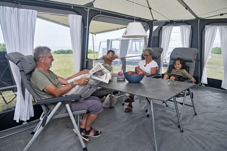 camping-car-auvent-624khz-1.jpg Guide d'achat : comment bien choisir l'auvent de votre camping car Le Monde du Camping Car – Image 1