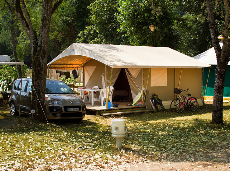 canadienne-tente-122izh-1.jpg Location Vacances Dordogne | Tente Canada pour 4/5 personnes – Image 1