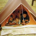 Tente "Canadienne" des années 70 Camping Les Pinèdes de la Caillauderie Camping 2 étoiles à Saint Jean de Monts en Vendée