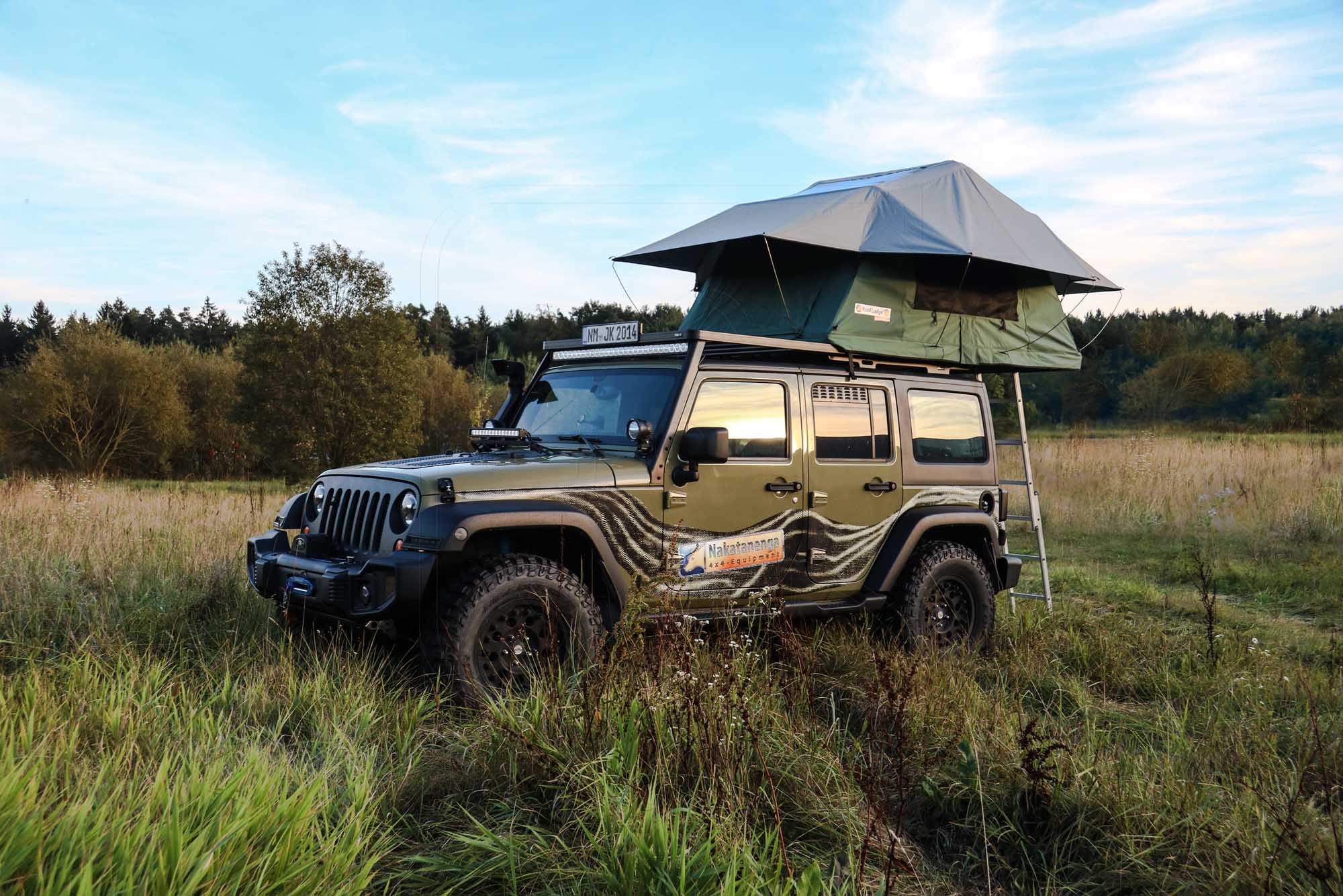 rooftent-741ejb-1.jpg RoofLodge Evolution Basic Rooftent With Awning 140cms 4x4overlander – Image 1