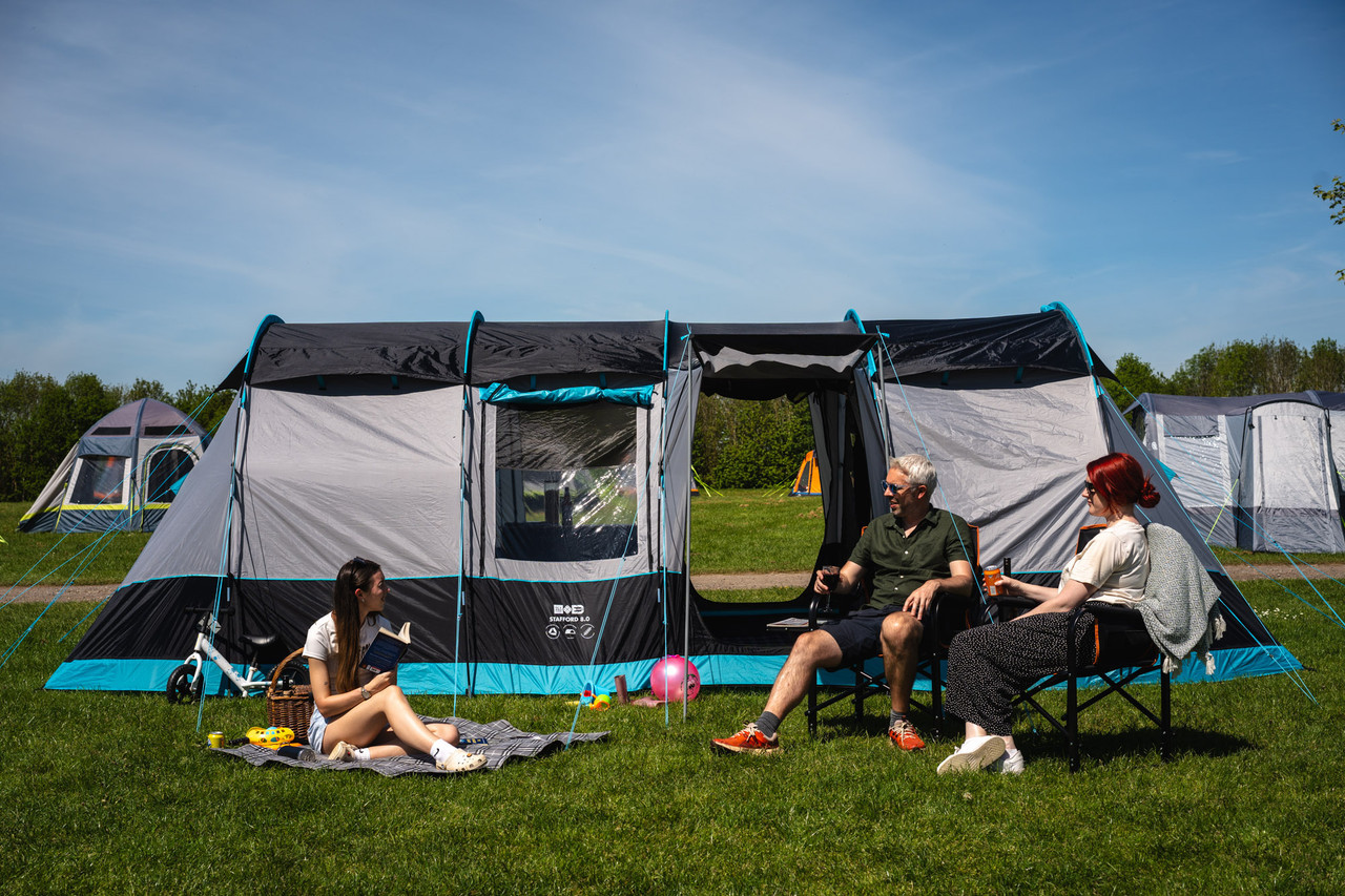 tente-camping-familiale-804lez-1.jpg Meilleures tentes familiales par taille de famille – Image 1