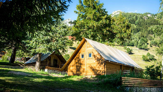 tente-glamping-382xid-1.jpg Tentes lodge glamping Peisey Nancroix Camping des Lanchettes – Image 1