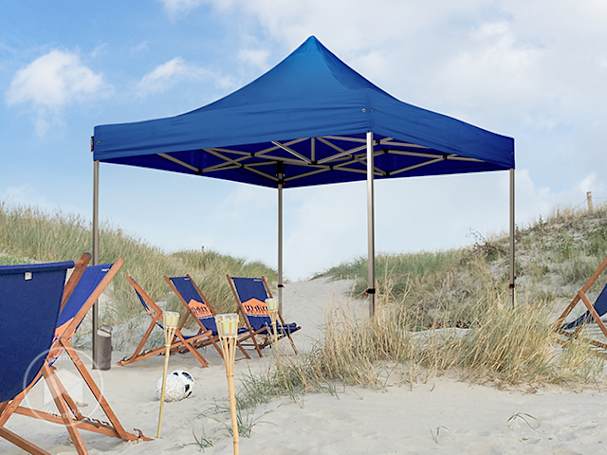 tente-pour-la-plage-387ulb-1.jpg La tonnelle pliante, l'indispensable tente de plage de votre été | Intent24 – Image 1