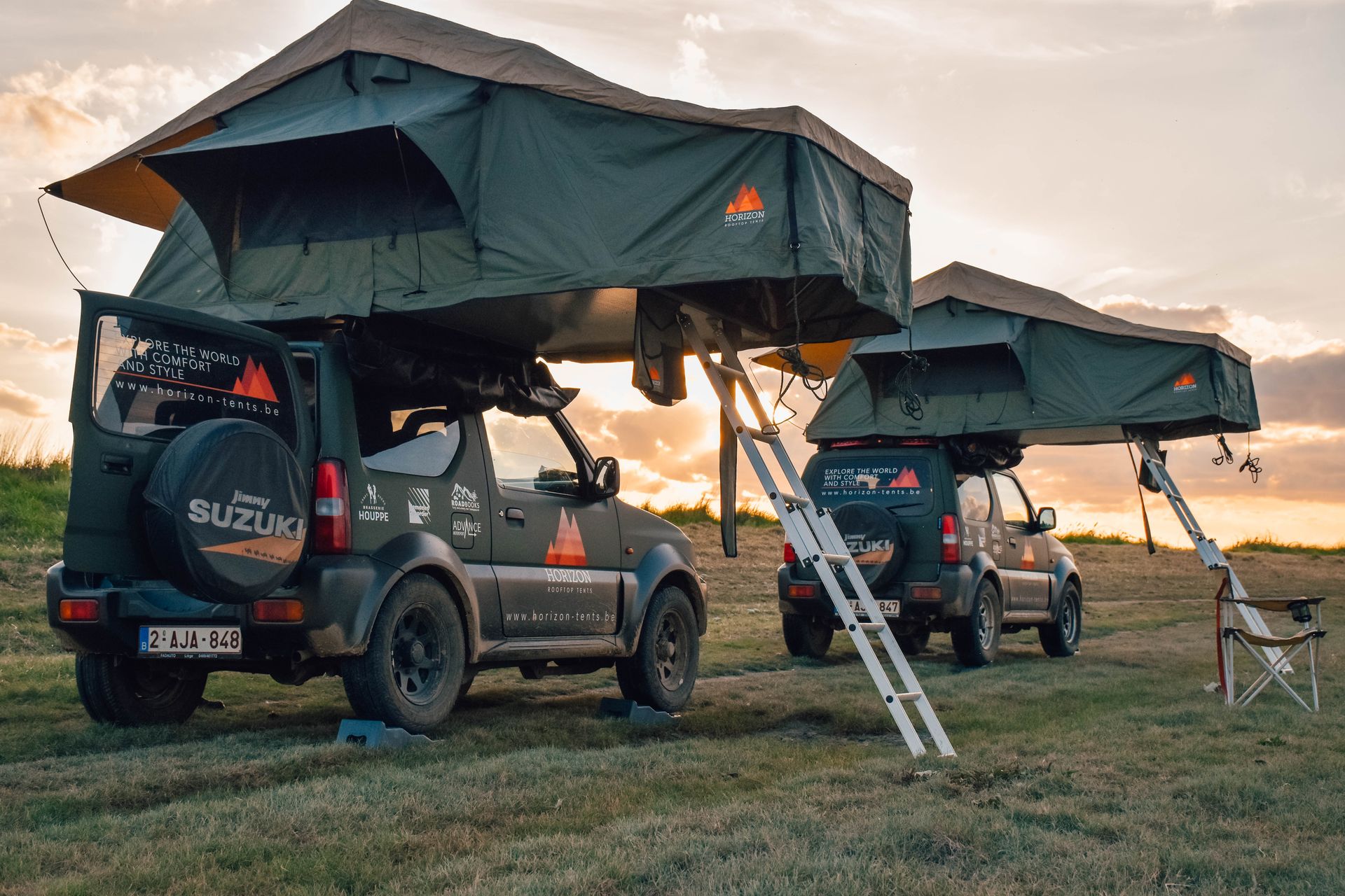 tente-sur-le-toit-de-la-voiture-040fzg-1.jpg Vente et location de tentes de toit | Horizon Tents – Image 1